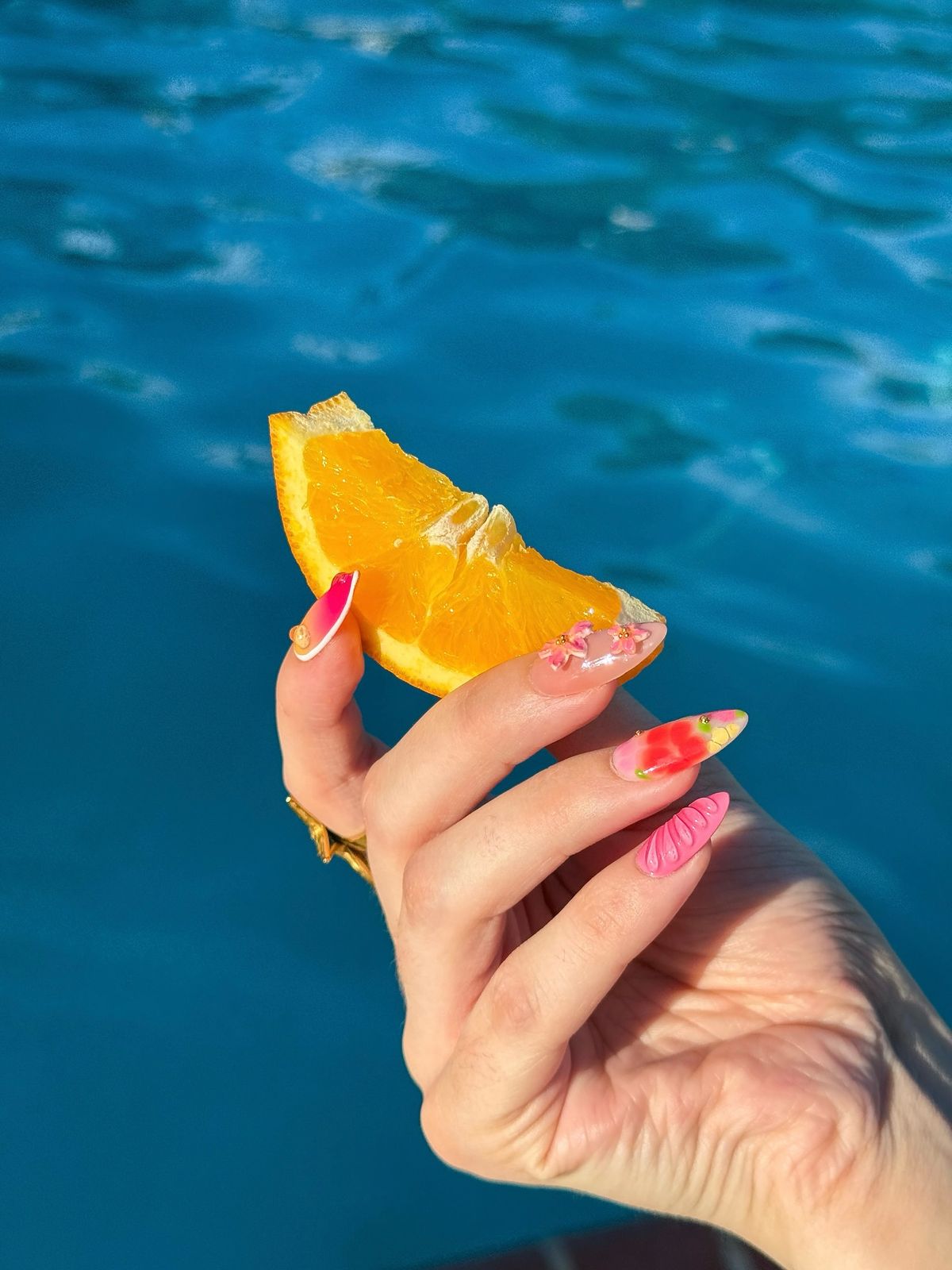 ongles été 2026 couleurs tendance manucure pastel néon corail press on nails