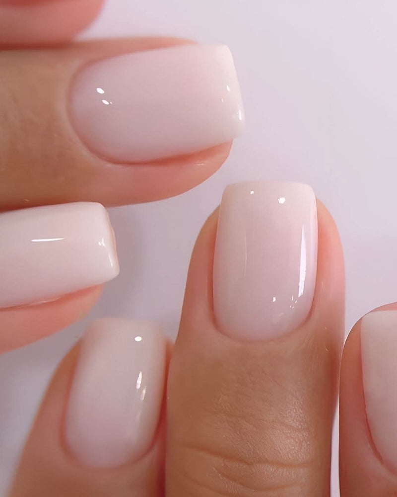milky nails ongle laiteux tendance