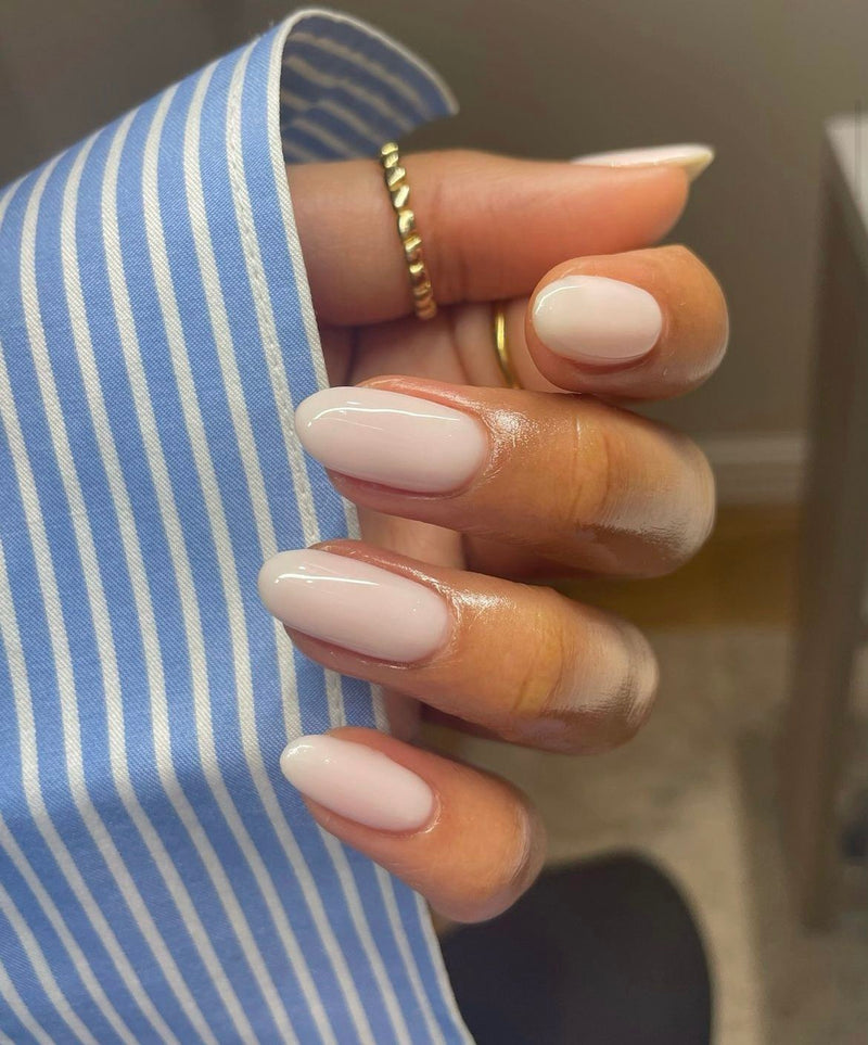 manucure nude professionnelle press on nails pour le bureau