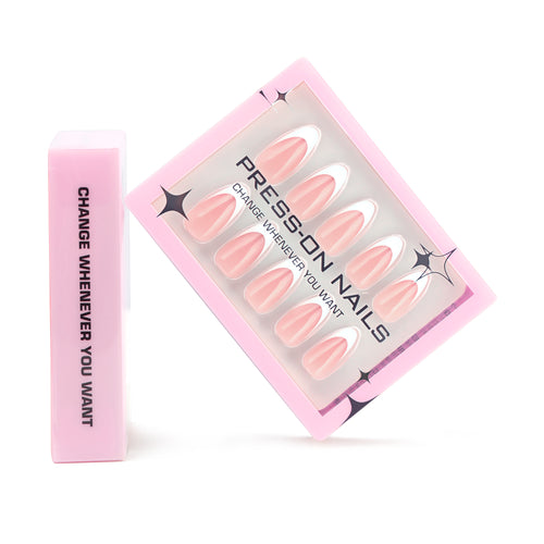 faux ongles press on nails french nude pêche ongles courts manucure naturelle effet salon réutilisable chic