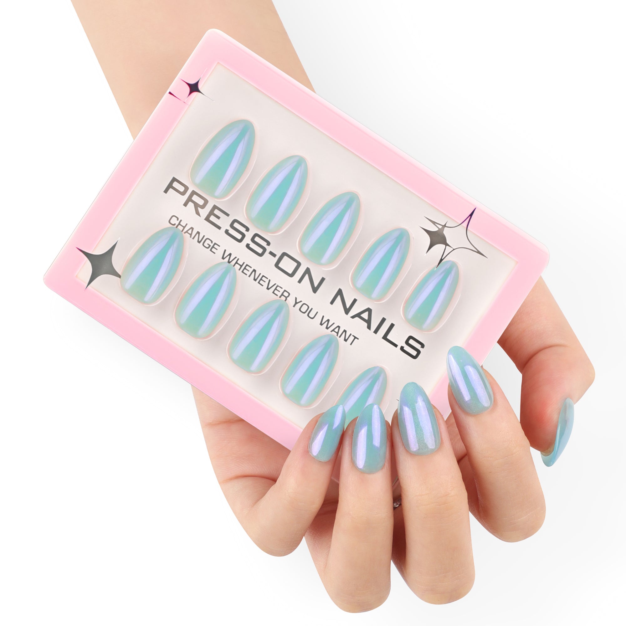 faux ongles press on nails turquoise irisé ongles amande nail art printemps tendance inspiré tendances 2025 réutilisable sans UV