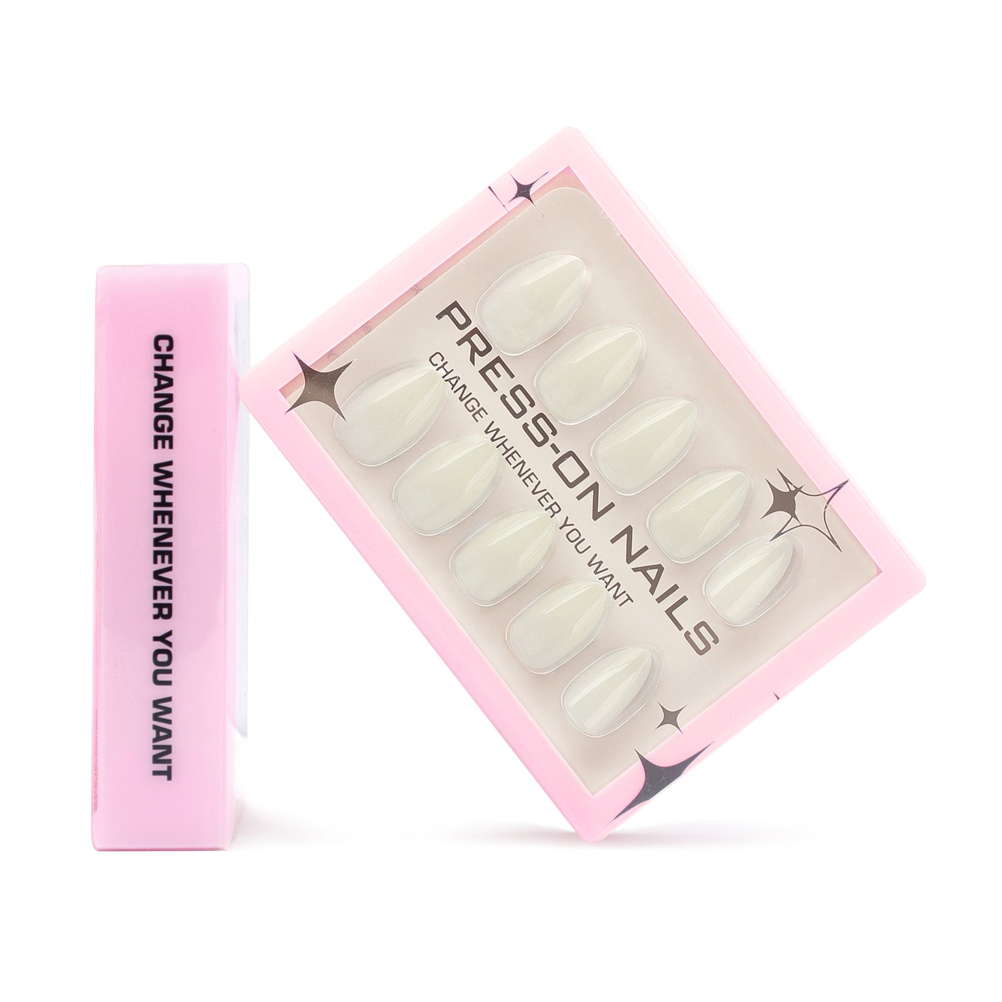 Press on nails blanc laiteux forme ongles amande courts manucure naturelle effet clean nails