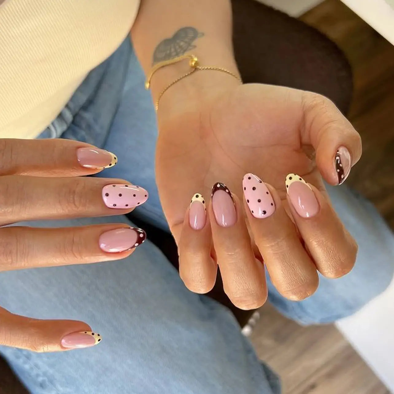 french manucure polka rose chocolat press on nails